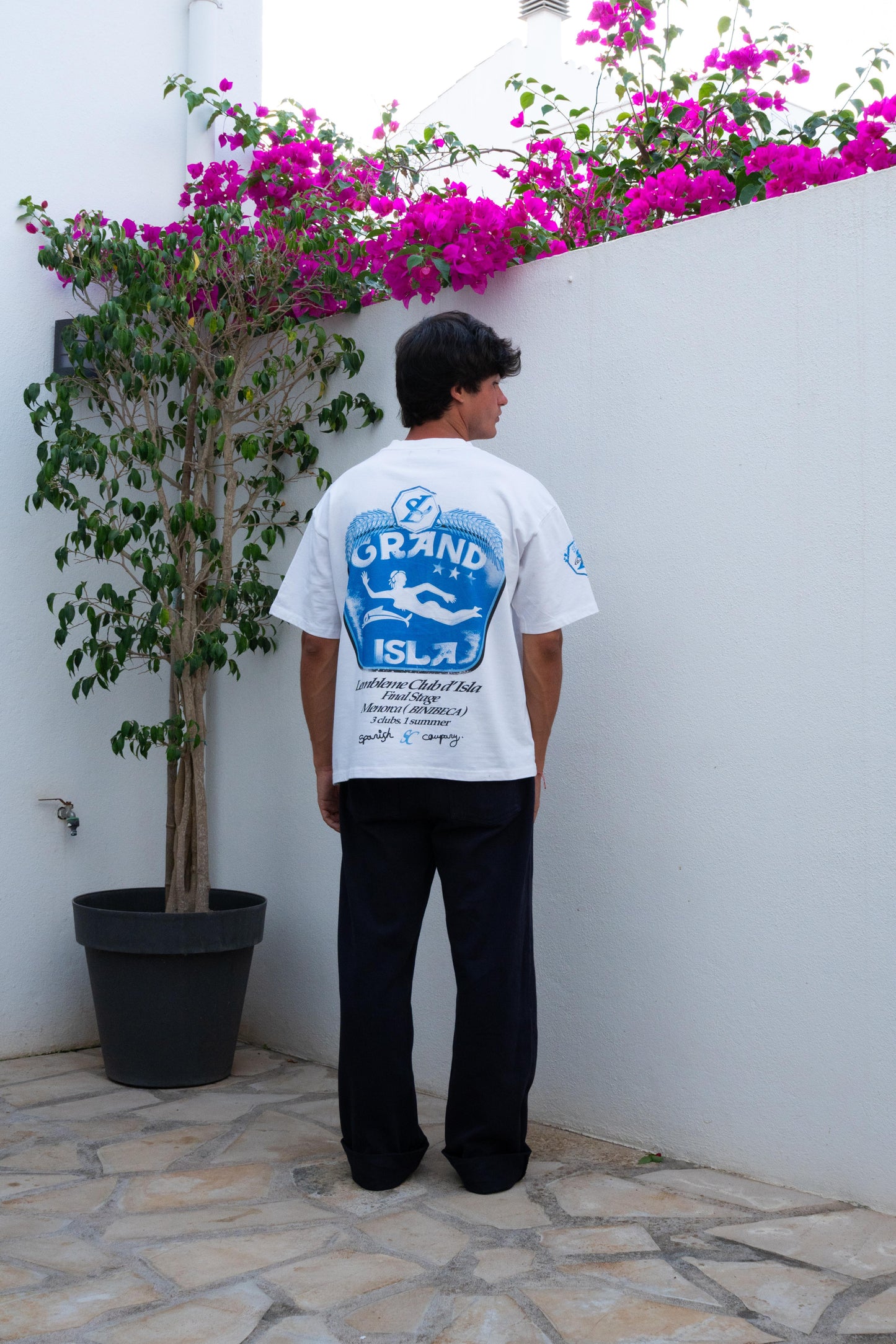 GRAND ISLA T-SHIRT